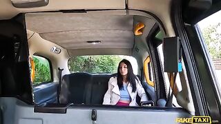 Tight pussy of Italian beauty in the car part 2