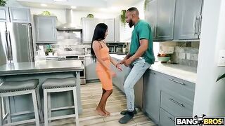 She took a big dick in her small pussy