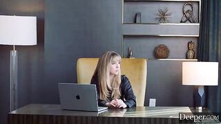Anal Sunday with a hot mature doggystyle action