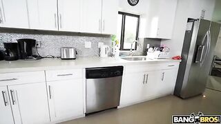 A hot maid is cleaning the house completely naked