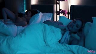 A hot lesbo encounter that happened without warning at night