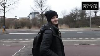 Picked up a cute chick on a walk, passionate encounter follow
