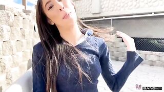 The girl made a miracle with her mouth, it's amazing!