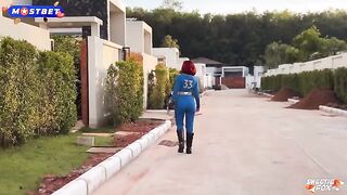 Cosplay slut gets her pussy destroyed by a huge cock