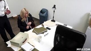 The boss doesn't seem to care that I'm married, so I just let him take me