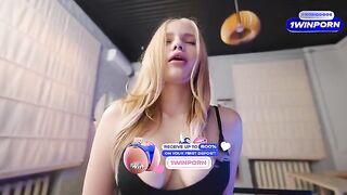 Wouldn't it be better to put a dick in your mouth? - Real Couple