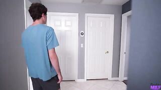 A nice pussy is being stretched in this hot video