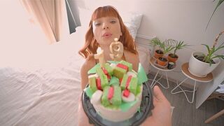 A red-haired step sister can get up on the cake after therapy