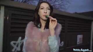 Public Agent Chanel Kiss gets her pussy railed hard