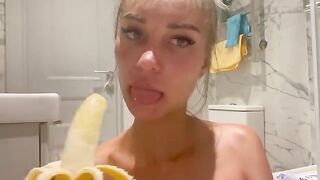Monika Fox had a little snack and then played with it in a naughty way