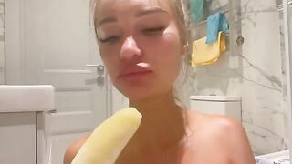 Monika Fox had a little snack and then played with it in a naughty way