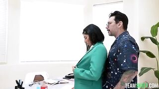 A girl gets special treatment from her boyfriend in a passionate encounter