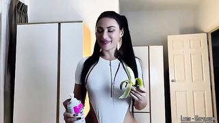 A body of a girl is an instrument of mass seduction. Part 1
