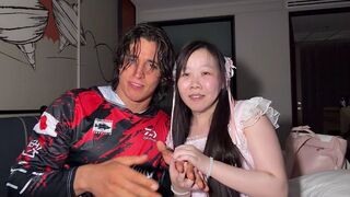 She smells of rice and passion, a Chinese singer got fucked hard