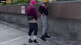 A sexy girl has sex without protection in public, risking a big problem
