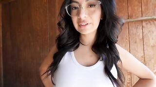 I seduced my contractor and had sex with him in the barn