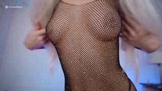 Fit girl EmiliaBunny with juicy ass rides and sucks cock professionally