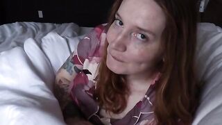 A warm welcome from a steaming-hot stepmom Bettie Bondage
